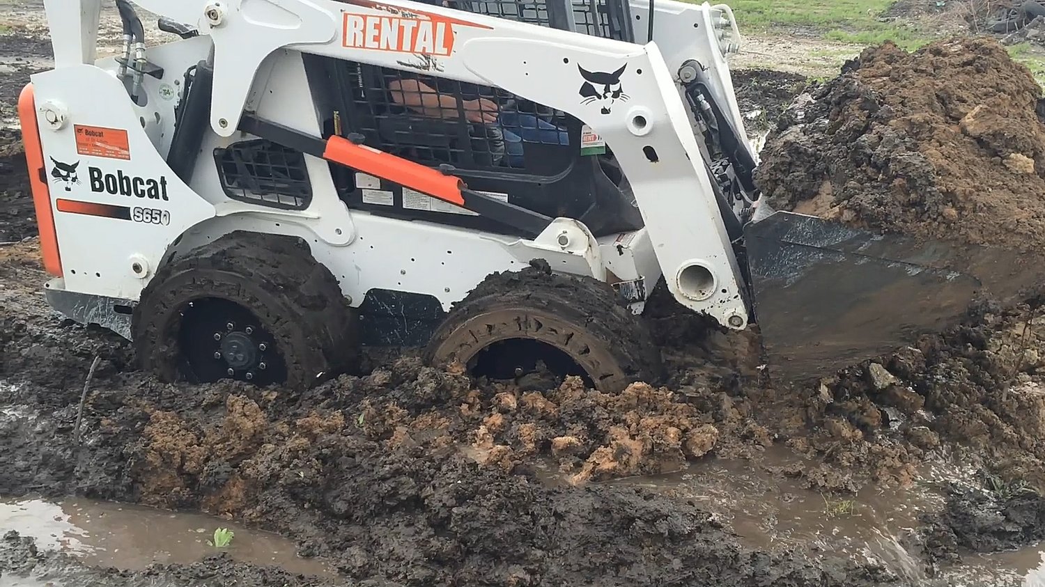 Best Skid Steer Tires for Mud Evolution Wheel
